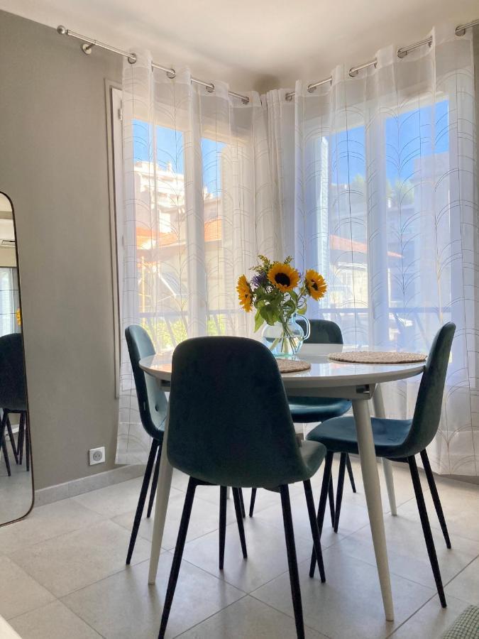 Nice West Cosy Flat Balcony, Near Airport, Train, Beach, Public Transport, Supermarket, Comfortable And Well Equipped Apartment Luaran gambar